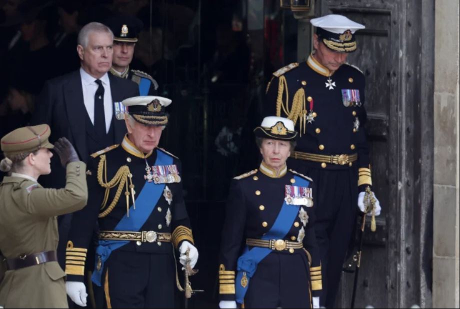 Article image for Queen’s funeral goes off without a glitch… almost