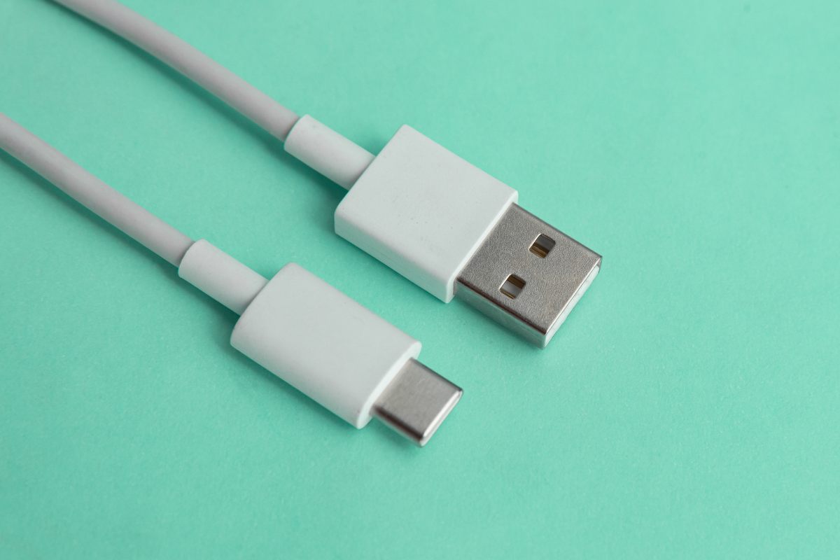 Article image for EU forcing all phones to use USB-C connector to charge units by 2024