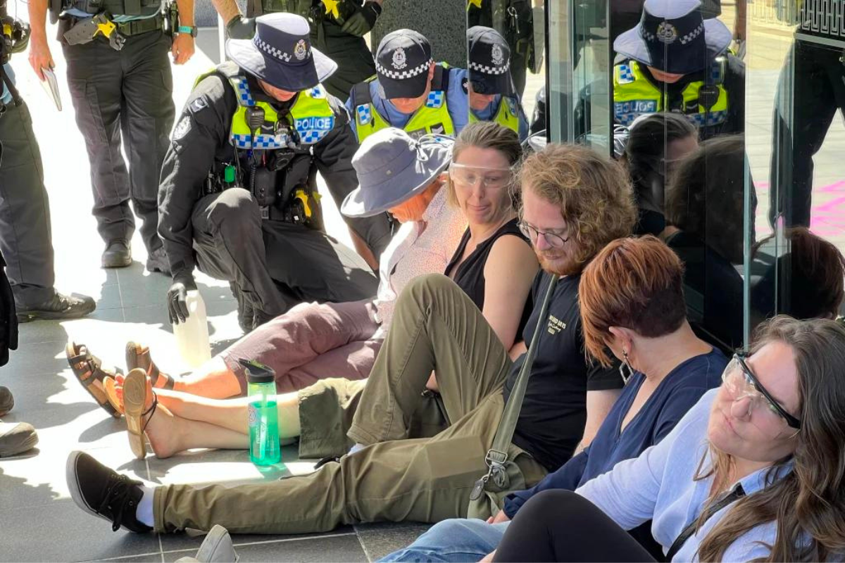 Article image for ‘We’re just flat out scared for the future’: Extinction Rebellion member speaks up
