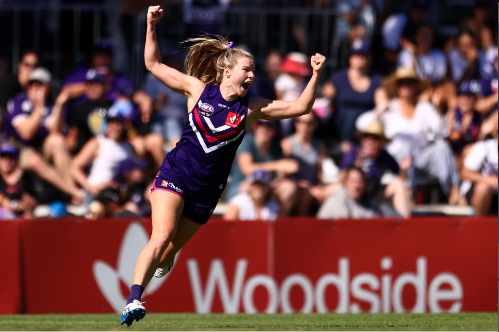 Article image for Push for Dockers to remove Woodside logo