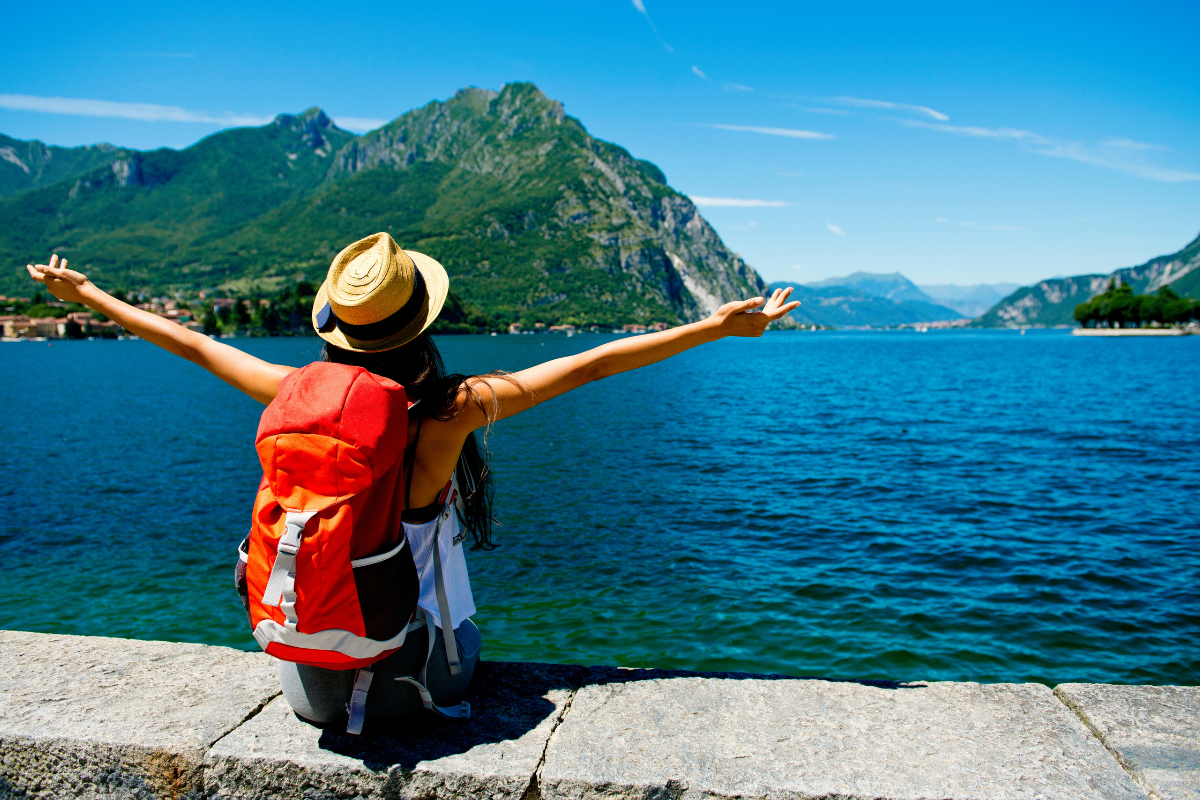 Article image for Ten things travellers should not be doing in 2023