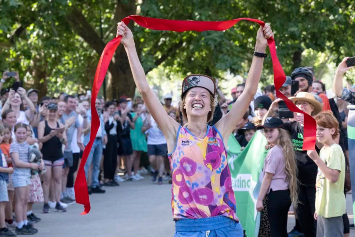 Article image for Marathon runner destroys world record with 150 marathons in 150 days
