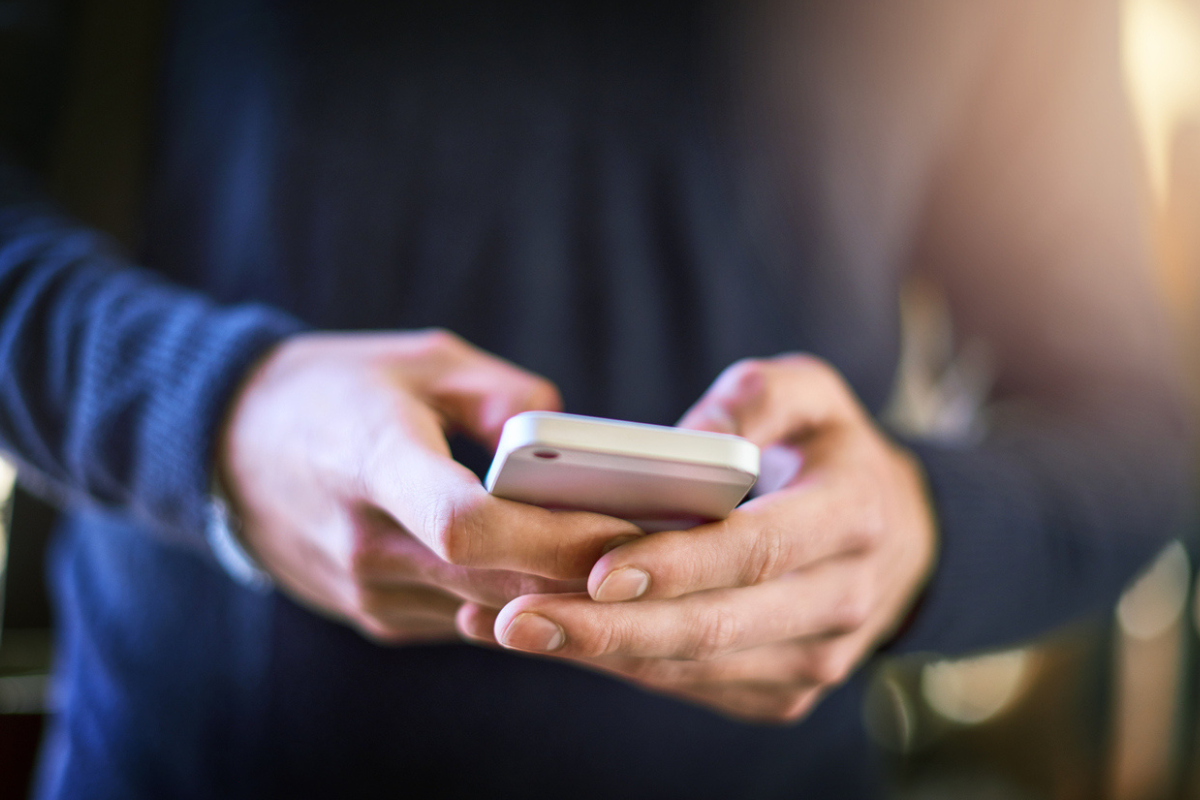 Article image for Should employees be allowed to use mobile phones while working?
