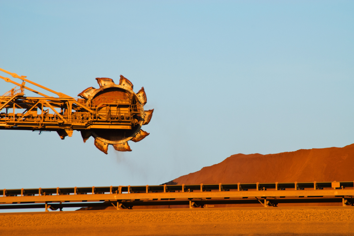 Article image for FMG to sack 1000 staff members