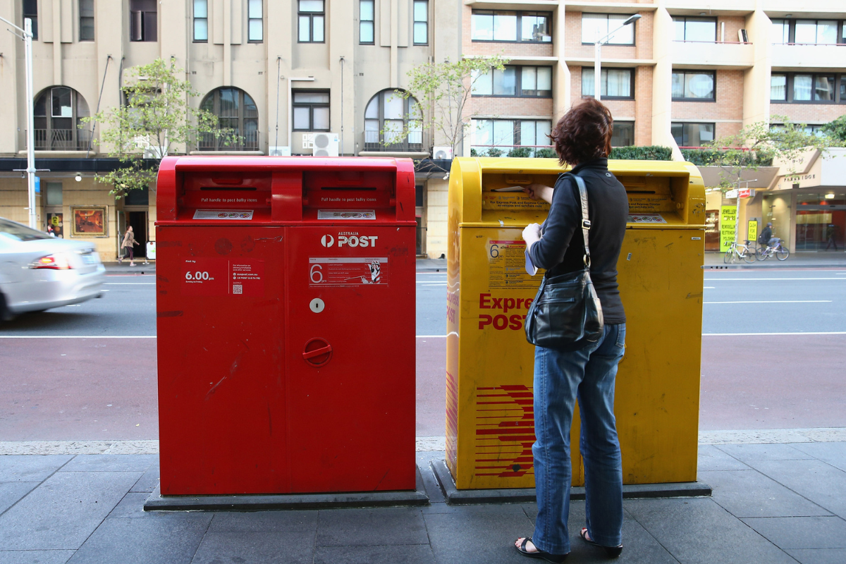 Article image for Postage prices to rise with Australia Post on life support