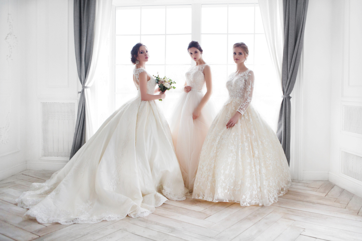 Article image for Fashion industry backs ditching the fam for elopement