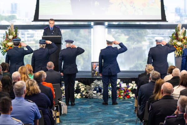 060723genfuneralAR127