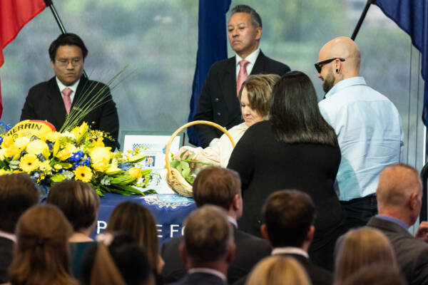 060723genfuneralAR157
