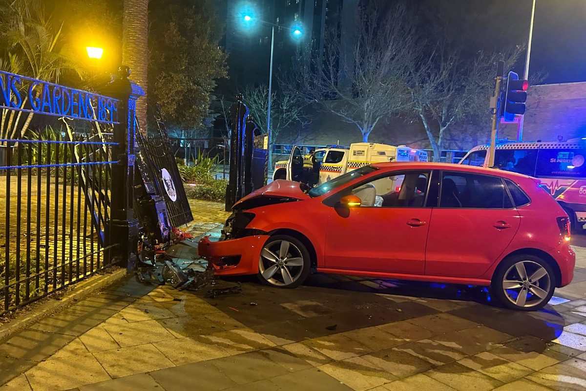 Article image for Early morning crash wipes out Queens Gardens gates
