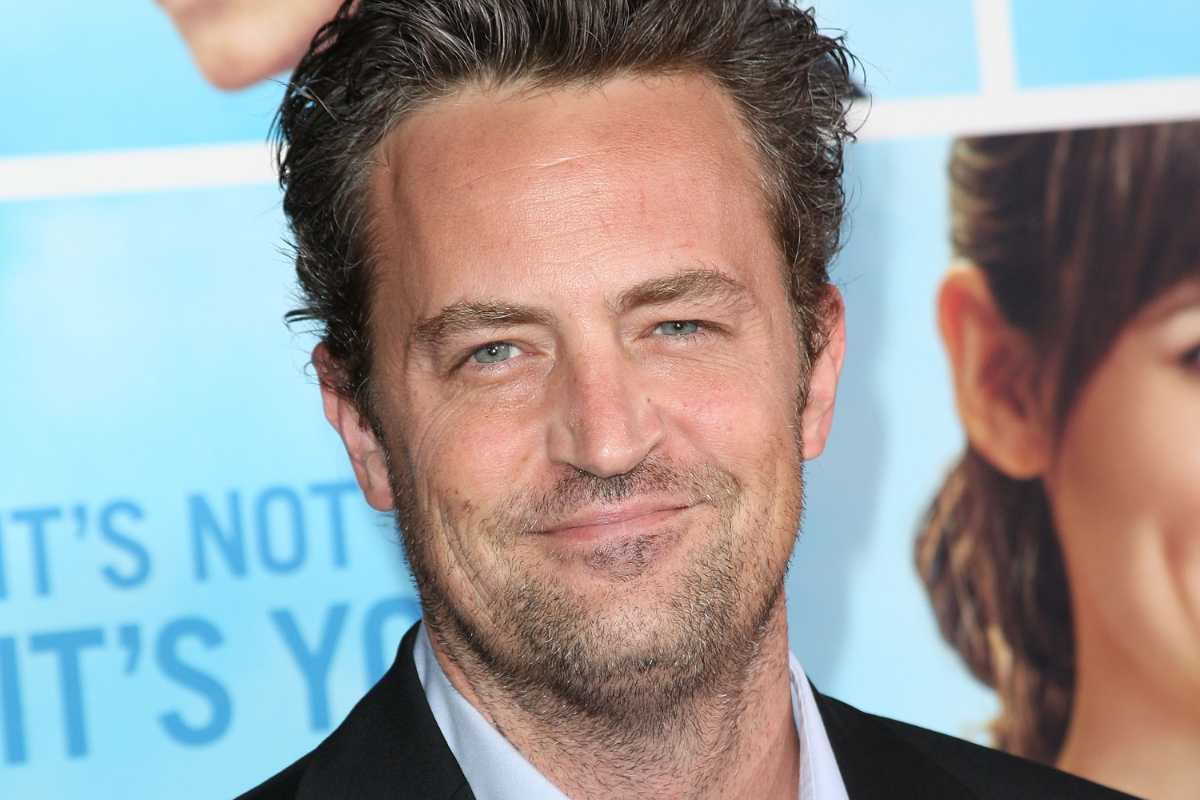 Article image for Tributes flood in for Matthew Perry