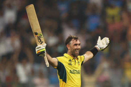 Maxwell magic: the Big Show digs in and drags Australia to the semis