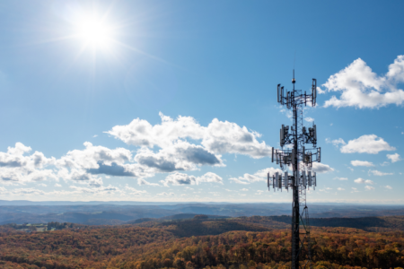 Nationals call for mandated rural roaming in wake of Optus outage
