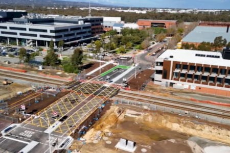 Cale Street level crossing opening has locals concerned about traffic chaos and major incidents