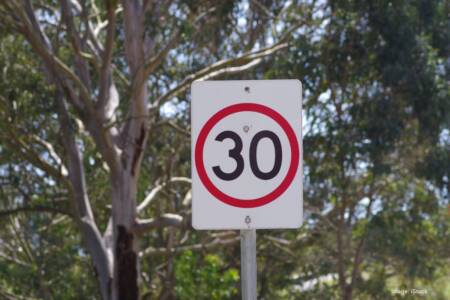 Road safety expert calls for 30km/h speed limit in WA urban areas