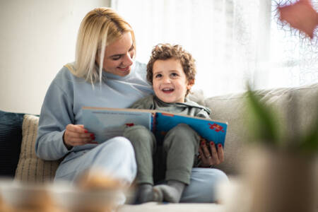 New study finds record low in parents reading aloud to children