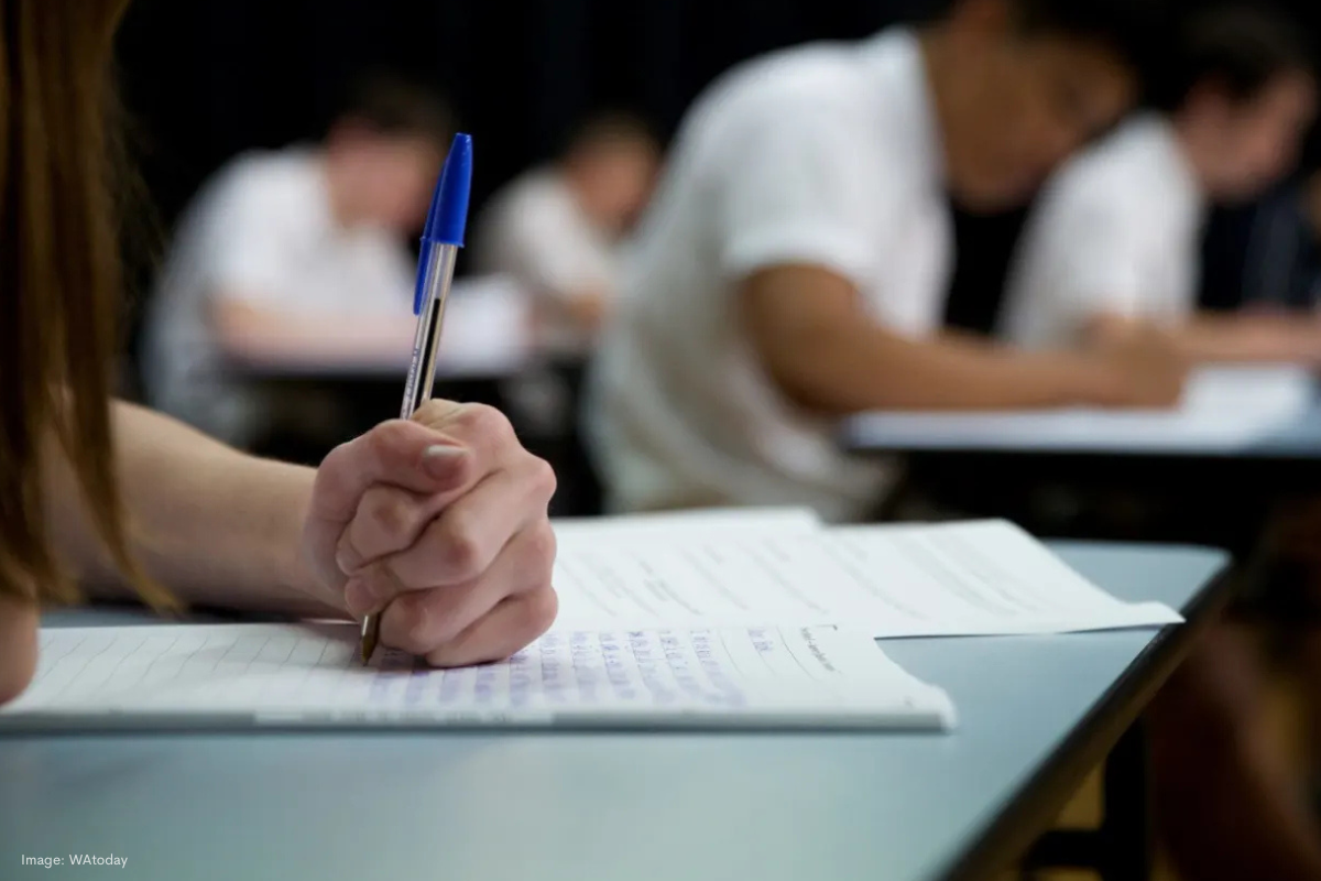 Article image for D grades now count as a pass for ATAR students
