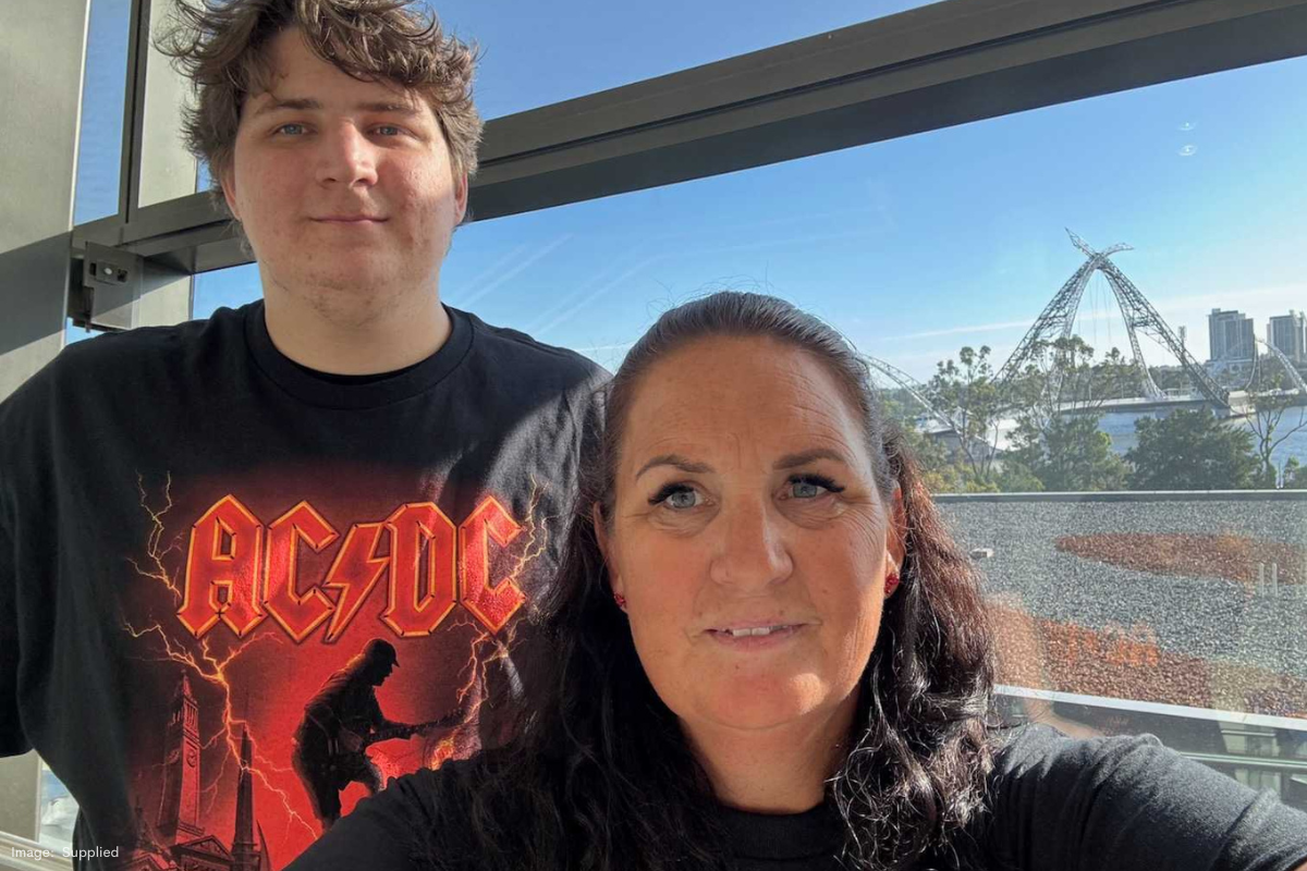 Article image for A night of relief for Geraldton fire victims made even sweeter by friends