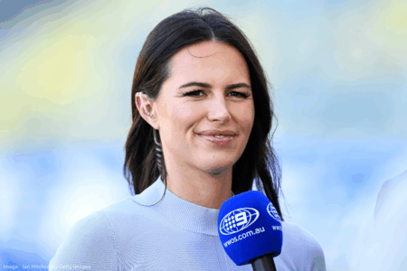 Channel Nine reporter apologises after drinking before awkward Olympics live cross