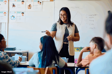 Education Minister praises teachers, but remains non-committal on 15% pay hike