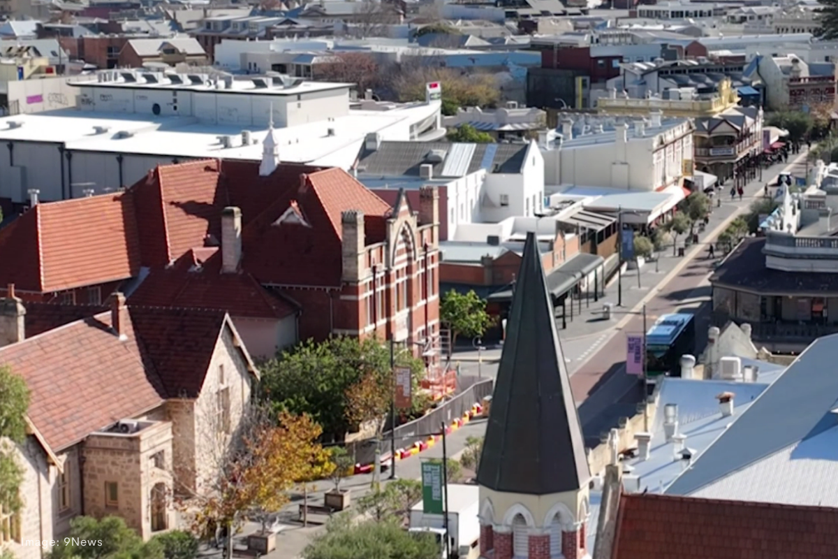 Article image for Filthy Fremantle: Community rallies to clean up the streets